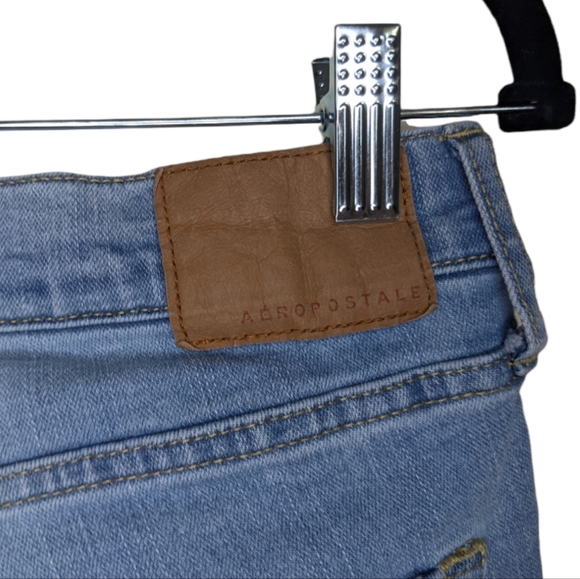 Aeropostale Slim Straight Light Wash Jeans 👖💙 - Picture 9 of 9